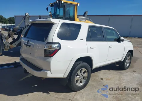 2014 Toyota 4Runner Sr5 Premium z USA, uszkodzony, nr VIN JTEBU5JR1E5185429